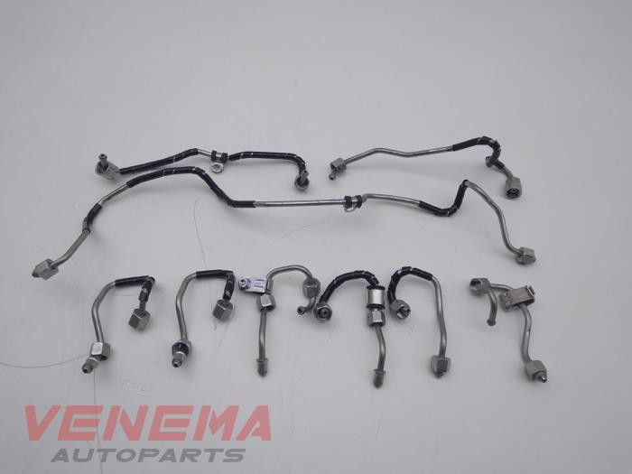 Gebrauchte Dieselleitung Set Jaguar F-Pace 3.0 D 24V AWD Preis € 89,99 Margenregelung angeboten von Venema Autoparts