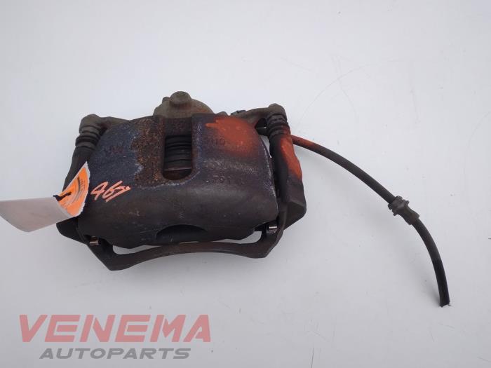 Gebrauchte Bremszange links vorne Volkswagen Golf Sportsvan (AUVS) 1.2 TSI 16V BlueMOTION Preis € 9,99 Margenregelung angeboten von Venema Autoparts