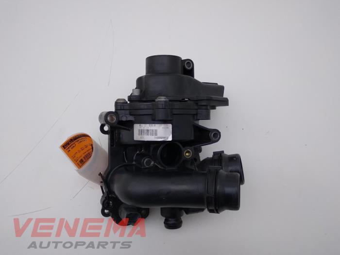 Begagnade Termostathus Volkswagen Golf VI (5K1) 2.0 GTI 16V Pris € 54,99 Marginaltabell erbjuds av Venema Autoparts