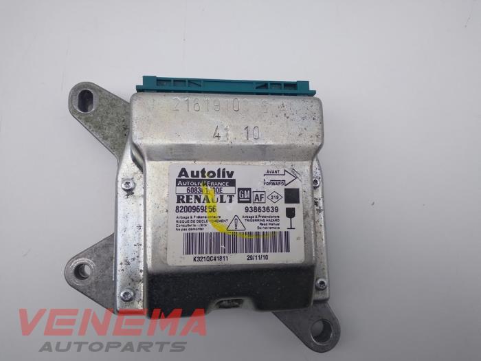 Gebrauchte Airbag Modul Renault Trafic New (FL) 2.0 dCi 16V 90 Preis € 69,99 Margenregelung angeboten von Venema Autoparts