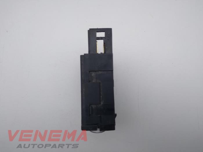 Light switch from a Renault Trafic New (FL) 2.0 dCi 16V 90 2012