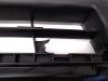 Grille holder from a Renault Trafic New (FL) 2.0 dCi 16V 90 2012
