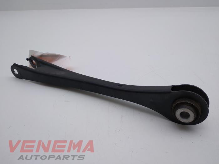 Rear wishbone, right from a BMW 3 serie (F30) 320d xDrive 2.0 16V 2017