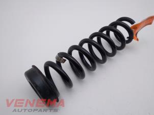 Used Rear coil spring BMW 3 serie (F30) 320d xDrive 2.0 16V Price € 19,99 Margin scheme offered by Venema Autoparts