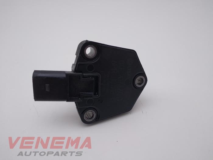 Begagnade Oljenivåsensor Volkswagen Polo V (6R) 1.4 TDI 12V 90 Pris € 14,99 Marginaltabell erbjuds av Venema Autoparts