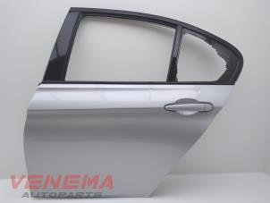 Używane Drzwi lewe tylne wersja 4-drzwiowa BMW 3 serie (F30) 320d xDrive 2.0 16V Cena € 249,99 Procedura marży oferowane przez Venema Autoparts