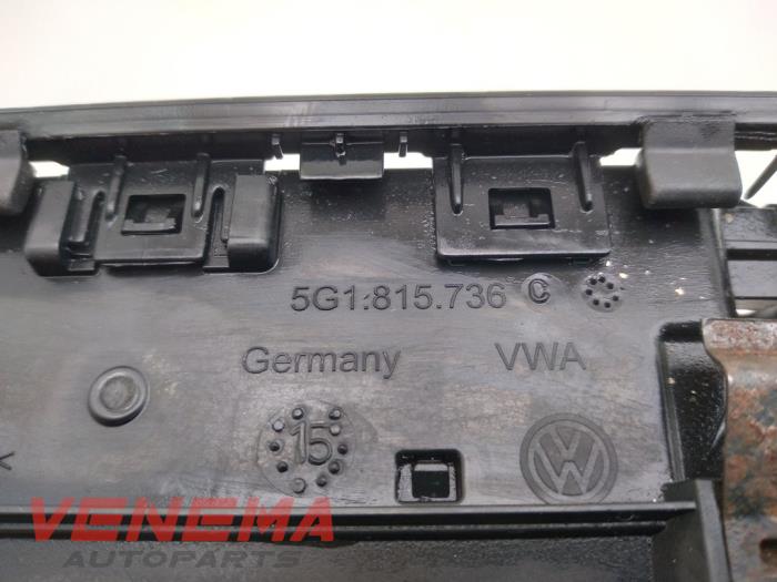 Grille aération tableau de bord d'un Volkswagen Golf VII (AUA) 2.0 GTD 16V 2016