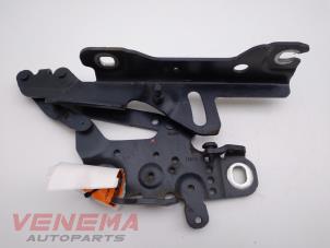 Used Bonnet Hinge BMW 4 serie Gran Coupe (F36) 420i 2.0 Turbo 16V Price € 24,99 Margin scheme offered by Venema Autoparts