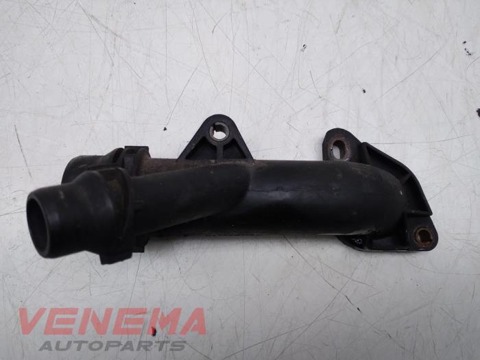 Begagnade Vattenrör BMW 1 serie (E88) 118i 16V Pris € 9,99 Marginaltabell erbjuds av Venema Autoparts