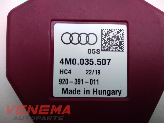 Antenne van een Audi A1 Sportback (GBA) 1.0 25 TFSI 12V 2020
