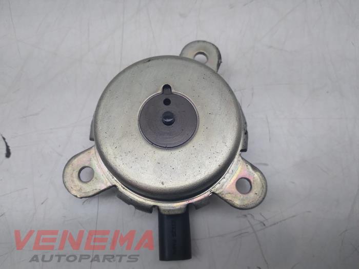Gebrauchte Nockenwelle Sensor Ford Fiesta 6 (JA8) 1.0 EcoBoost 12V 100 Preis € 14,99 Margenregelung angeboten von Venema Autoparts