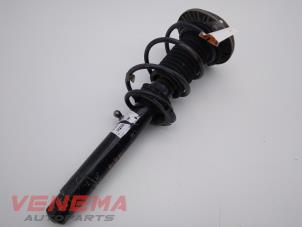 Used Front shock absorber rod, right BMW 3 serie Touring (F31) 320i 2.0 16V Price € 99,99 Margin scheme offered by Venema Autoparts