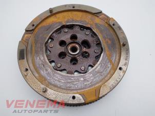 Used Dual mass flywheel BMW 3 serie Touring (F31) 320i 2.0 16V Price € 99,99 Margin scheme offered by Venema Autoparts