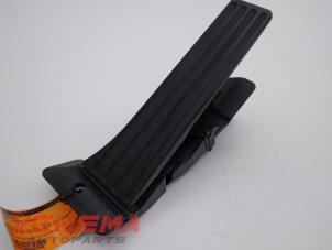 Used Accelerator pedal BMW 3 serie Touring (F31) 320i 2.0 16V Price € 24,99 Margin scheme offered by Venema Autoparts