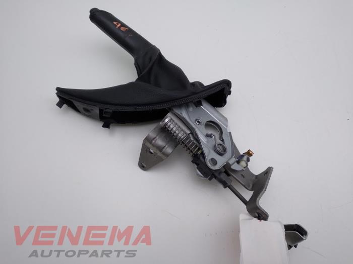 Parking brake mechanism from a BMW 3 serie Touring (F31) 320i 2.0 16V 2015
