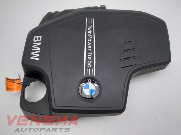 Engine protection panel from a BMW 3 serie Touring (F31) 320i 2.0 16V 2015
