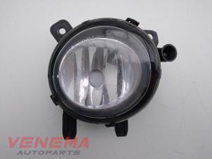 Used Fog light, front right BMW 3 serie Touring (F31) 320i 2.0 16V Price € 49,99 Margin scheme offered by Venema Autoparts