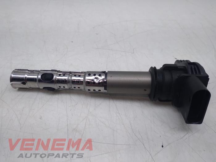 Ignition coil from a Volkswagen Eos (1F7/F8) 2.0 TFSI 16V