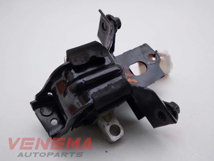 Gearbox mount from a Seat Ibiza IV SC (6J1) 1.4 16V 2014