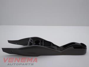Usagé Console centrale Seat Ibiza IV SC (6J1) 1.4 16V Prix € 29,99 Règlement à la marge proposé par Venema Autoparts