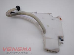 Used Front windscreen washer reservoir BMW X1 (E84) xDrive 18d 2.0 16V Price € 19,99 Margin scheme offered by Venema Autoparts