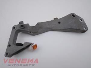 Used Gearbox mount BMW X1 (E84) xDrive 18d 2.0 16V Price € 28,99 Margin scheme offered by Venema Autoparts