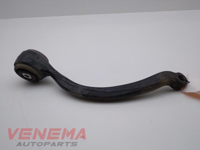 Front wishbone, right from a BMW X1 (E84) xDrive 18d 2.0 16V 2011