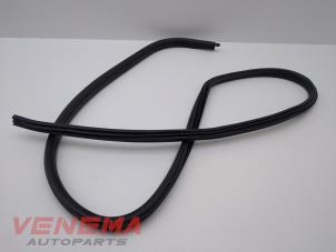 Used Rear door seal 4-door, right BMW X1 (E84) xDrive 18d 2.0 16V Price € 24,99 Margin scheme offered by Venema Autoparts