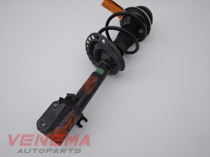 Front shock absorber rod, left from a Dacia Sandero II 0.9 TCE 12V 2017