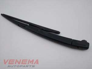 Used Rear wiper arm Peugeot 308 (4A/C) 1.4 VTI 16V Price € 9,99 Margin scheme offered by Venema Autoparts