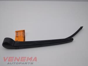 Used Rear wiper arm Seat Leon ST (5FF) 1.4 TSI 16V Price € 14,99 Margin scheme offered by Venema Autoparts