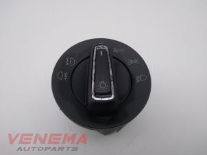 Used Light switch Seat Ibiza V (KJB) 1.0 TGI 12V Price € 14,99 Margin scheme offered by Venema Autoparts