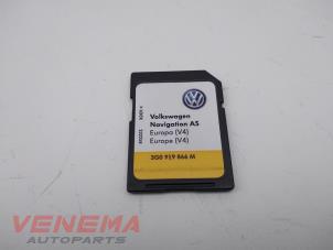 Used SD navigation card Volkswagen Golf VII (AUA) 1.6 TDI BlueMotion 16V Price € 49,99 Margin scheme offered by Venema Autoparts