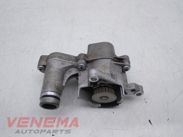 Begagnade Vattenpump Ford Focus 4 1.0 Ti-VCT EcoBoost 12V 125 Pris € 99,99 Marginaltabell erbjuds av Venema Autoparts