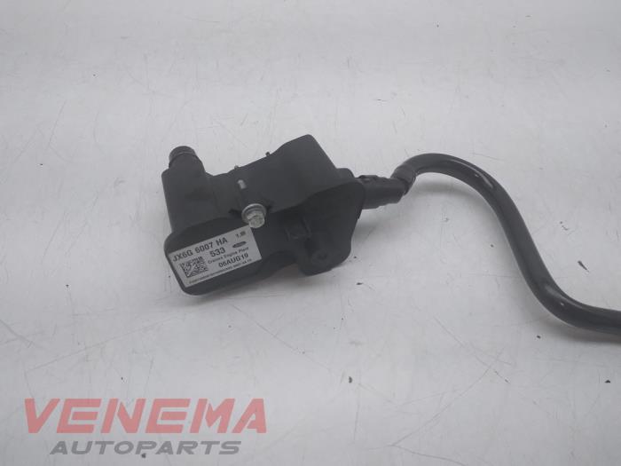 Begagnade PCV-ventil Ford Focus 4 1.0 Ti-VCT EcoBoost 12V 125 Pris € 14,99 Marginaltabell erbjuds av Venema Autoparts