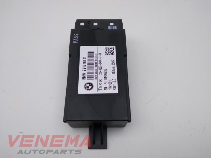 Seat heating module from a BMW 1 serie (F20) 116i 1.6 16V 2014