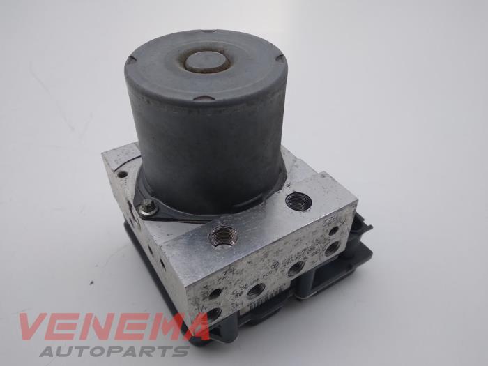 Gebrauchte ABS Pumpe Mercedes B (W245) 1.7 B-170 16V Preis € 49,99 Margenregelung angeboten von Venema Autoparts