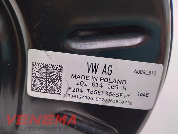 Brake servo from a Volkswagen Polo VI (AW1) 1.0 TSI 12V 2019