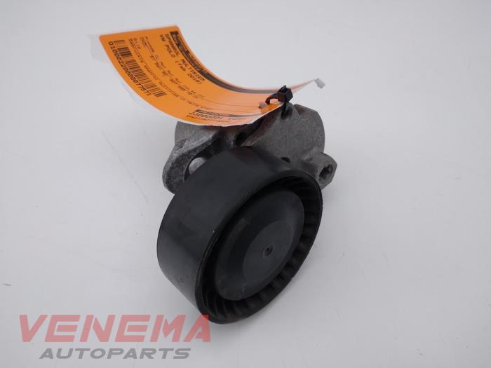 Drive belt tensioner from a Volkswagen Polo VI (AW1) 1.0 TSI 12V 2019