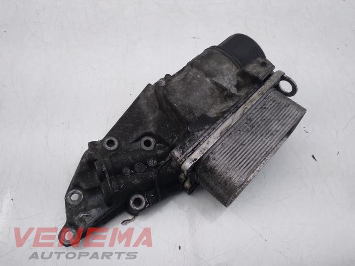 Gebrauchte Ölfiltergehäuse Mercedes ML II (164/4JG) 3.5 350 4-Matic V6 24V Preis € 69,99 Margenregelung angeboten von Venema Autoparts