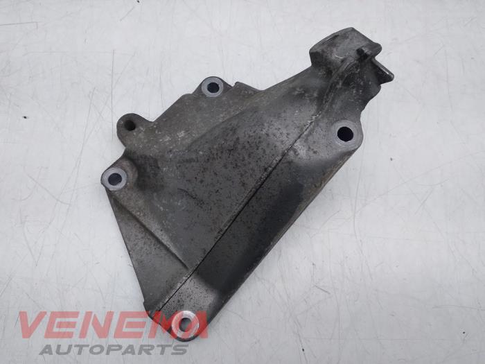 Used Engine mount Mercedes ML II (164/4JG) 3.5 350 4-Matic V6 24V Price € 29,99 Margin scheme offered by Venema Autoparts