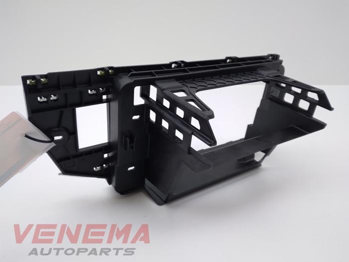 Radio cage from a Volkswagen Polo VI (AW1) 1.0 TSI 12V 2019