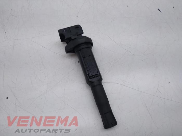 Ignition coil from a BMW 3 serie (E93) 320i 16V 2007