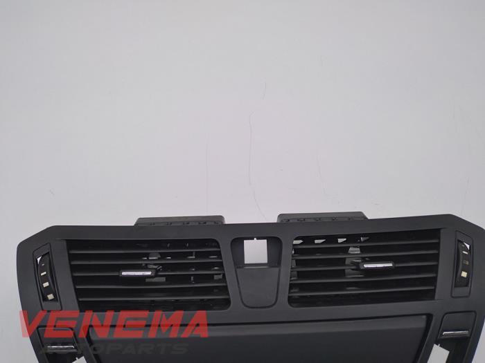 Deflectores ClimAir Oscuros Para Citroën C4 Picasso / Grand Picasso (2013+) Y Spacetourer (2018+) – Montaje Interior