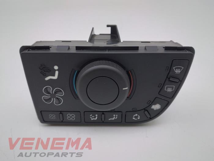 Heater control panel from a Citroën C4 Picasso (UD/UE/UF) 1.6 16V VTi 120 2012