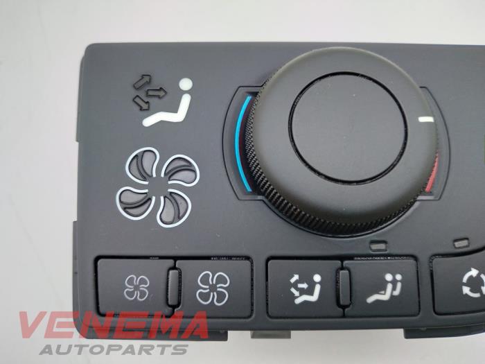 Heater control panel from a Citroën C4 Picasso (UD/UE/UF) 1.6 16V VTi 120 2012