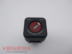 Used Airbag switch Citroen C4 Picasso (UD/UE/UF) 1.6 16V VTi 120 Price € 14,99 Margin scheme offered by Venema Autoparts