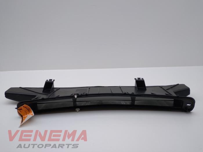 Lufttratt från en Citroën C4 Picasso (UD/UE/UF) 1.6 16V VTi 120 2012