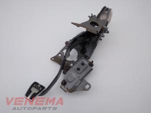 Used Brake pedal Ford Fiesta 7 1.0 EcoBoost 12V 100 Price € 39,99 Margin scheme offered by Venema Autoparts