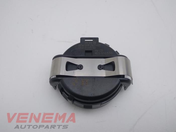 Begagnade Regnsensor BMW X5 (E70) xDrive 35d 3.0 24V Pris € 79,99 Marginaltabell erbjuds av Venema Autoparts